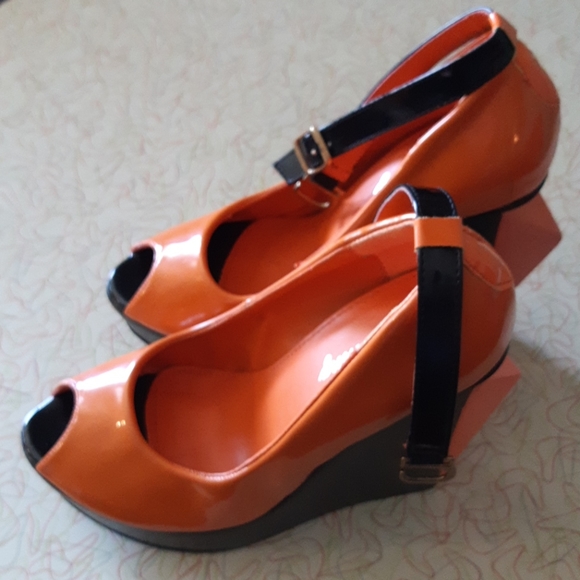 Orange platform wedges - Picture 2 of 7